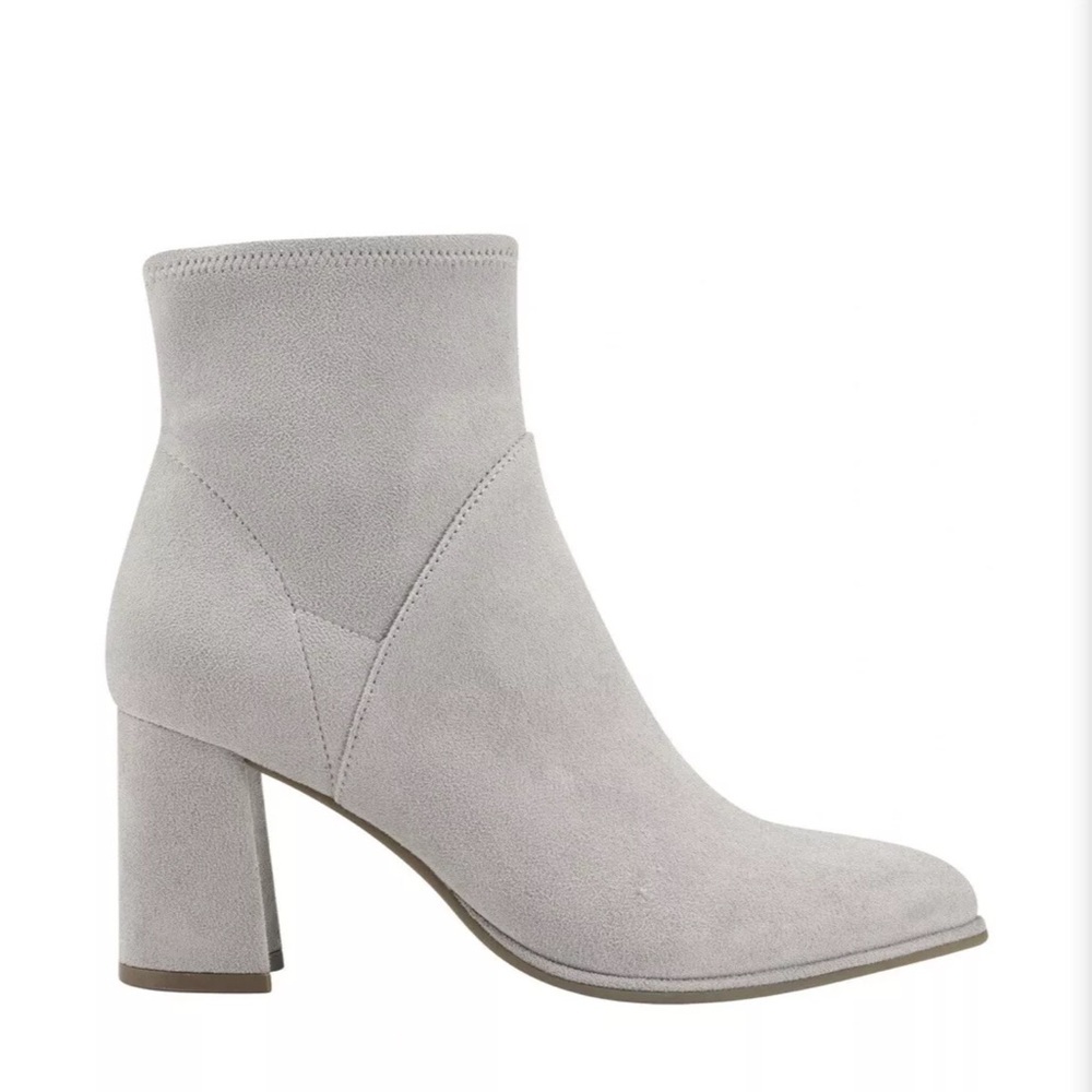 Marc Fisher Dyvine gray faux suede ankle boots with block heels Size 10